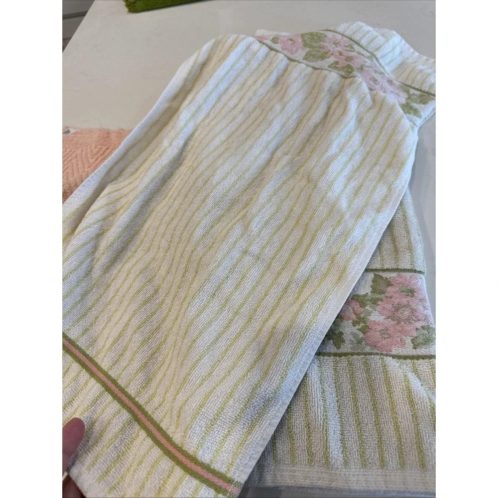 VTG Bathroom Towel Lot 4 Avocado Green Pink Floral Strip Bath‎ Hand Wash Retro